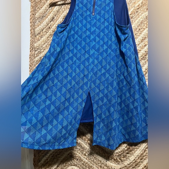 American Eagle Women's Blue Racerback Tank Top,Patterned,Size M,NWT - Picture 6 of 10